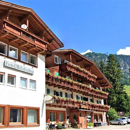 Hotel Rododendro Val Di Fassa 캄피텔로디파사 외부 사진